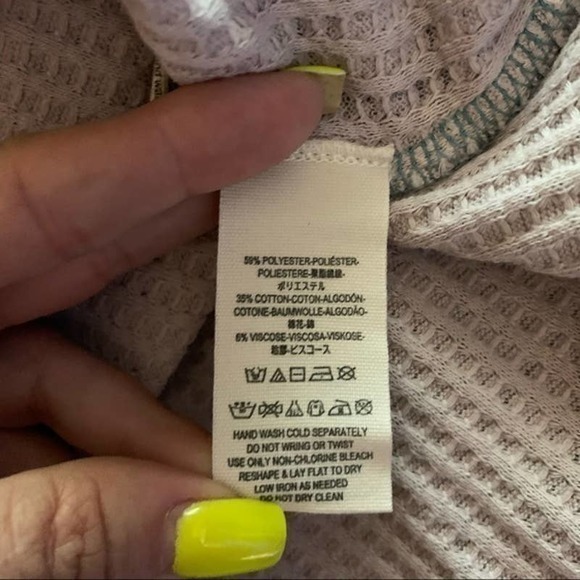 FREE‎ PEOPLE Lavender Dahlia Thermal Bell Sleeve Top - Picture 7 of 8